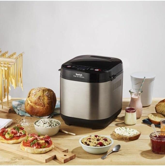 Bread Maker 20 Automatic Programmes 3 Bread Sizes and Browning Levels Adjustable Also for Cakes, Pizza, Pasta Dough, Includes Accessories, 610 W